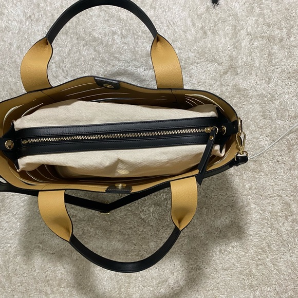 A. Bellucci handbag - Picture 3 of 4